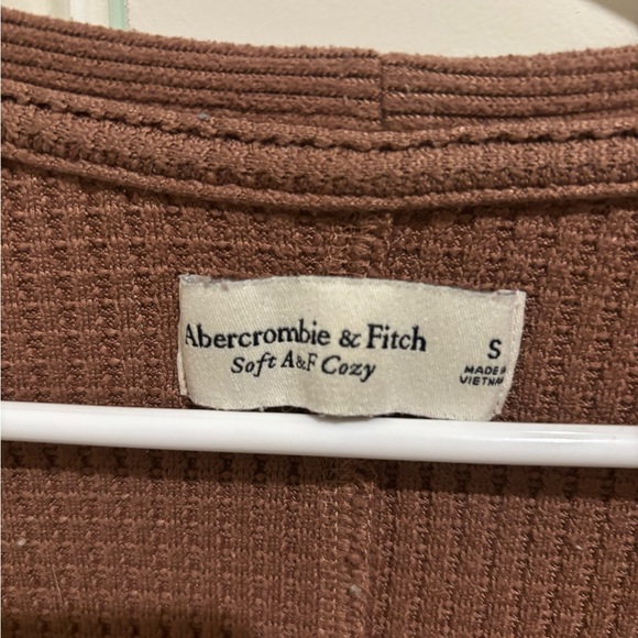 A&F waffle knit crop - Picture 2 of 2